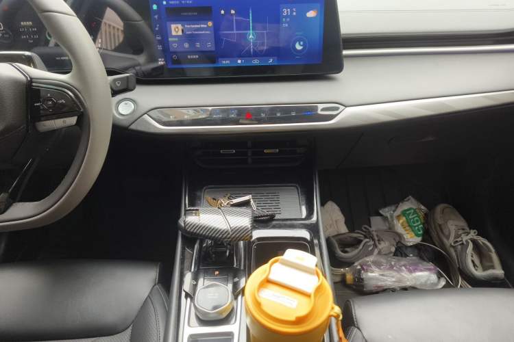Used CHANGAN Ruicheng PLUS 2023 1.5T DCT Flagship Edition Audio And AC Panel