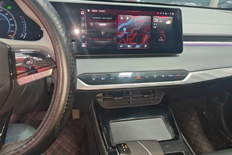 Used CHANGAN Ruicheng PLUS 2023 1.5T DCT Prestige Edition Audio And AC Panel