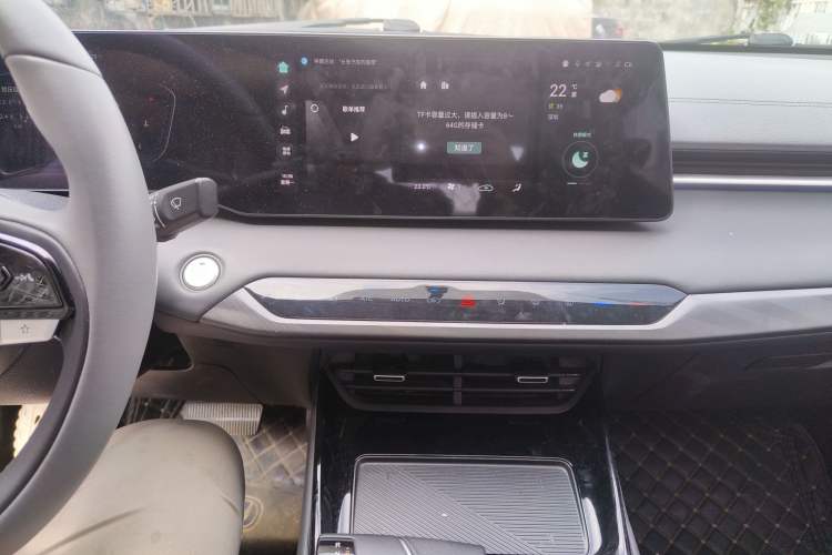 Used CHANGAN Ruicheng PLUS 2023 1.5T DCT Prestige Edition Audio And AC Panel