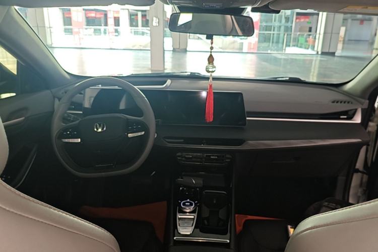 Used CHANGAN Ruicheng PLUS 2023 1.5T DCT Navigation Edition Center Console