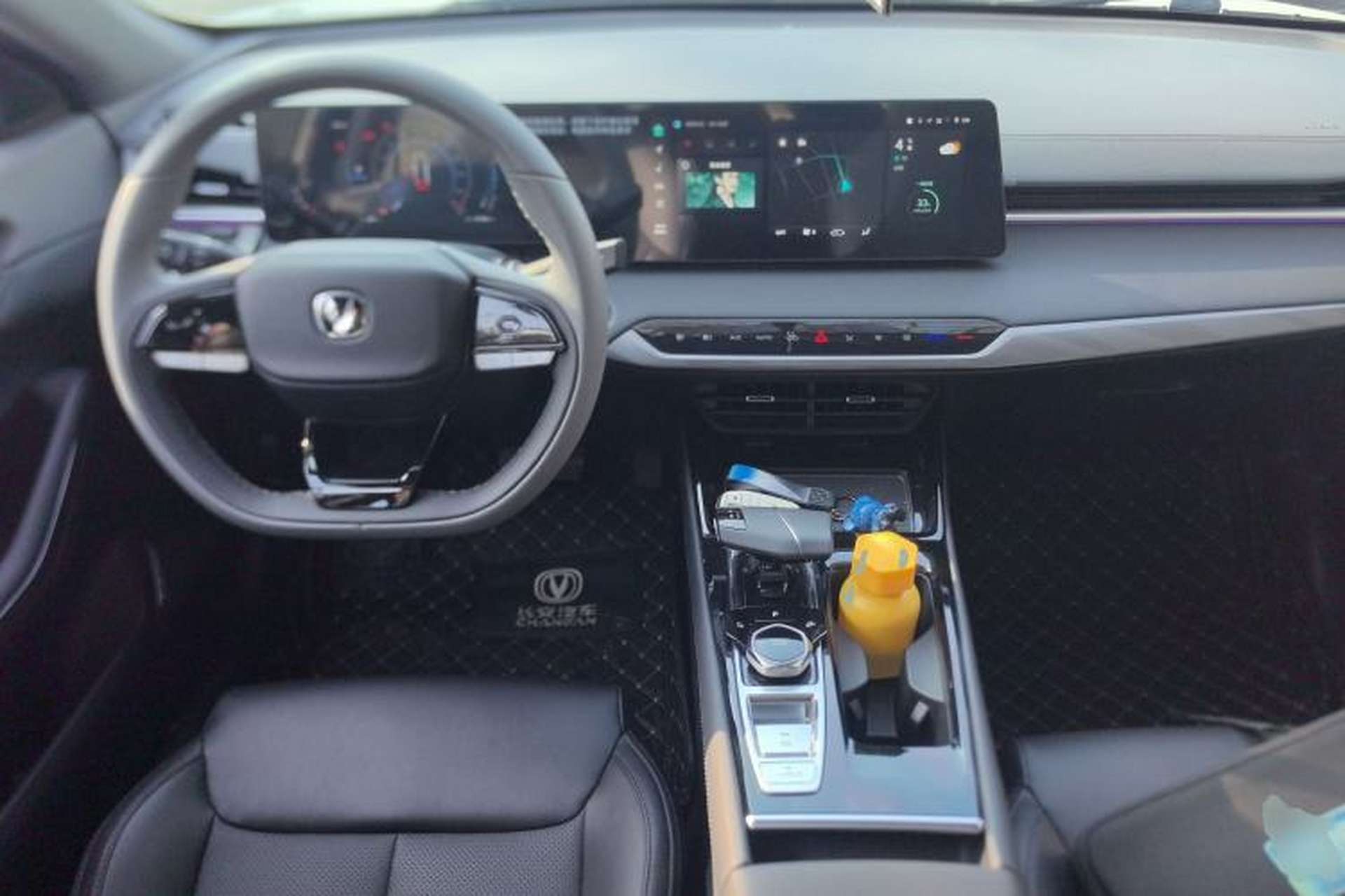 Used CHANGAN Ruicheng PLUS 2023 1.5T DCT Prestige Edition Center Console