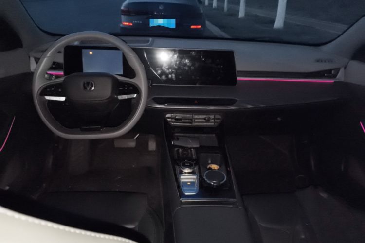 Used CHANGAN Ruicheng PLUS 2023 1.5T DCT Navigation Edition Center Console