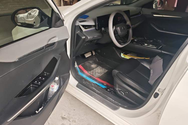 Used CHANGAN Ruicheng PLUS 2023 1.5T DCT Prestige Edition Driver Seat