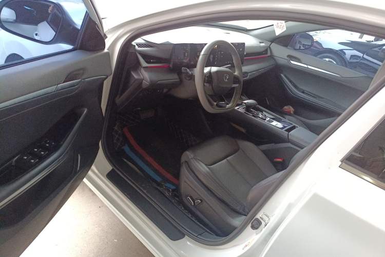 Used CHANGAN Ruicheng PLUS 2023 1.5T DCT Prestige Edition Driver Seat