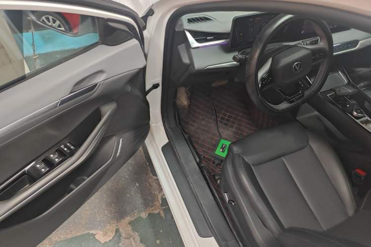 Used CHANGAN Ruicheng PLUS 2023 1.5T DCT Prestige Edition Driver Seat