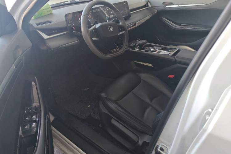 Used CHANGAN Ruicheng PLUS 2023 1.5T DCT Luxury Version Driver Seat