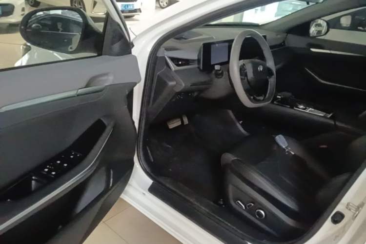 Used CHANGAN Ruicheng PLUS 2023 1.5T DCT Lingyue Trim Driver Seat