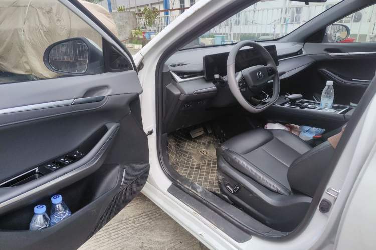 Used CHANGAN Ruicheng PLUS 2023 1.5T DCT Prestige Edition Driver Seat