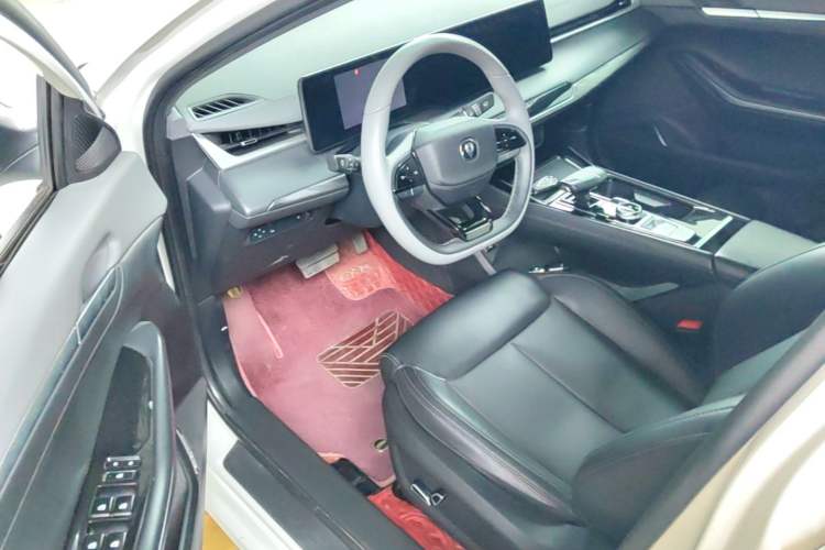 Used CHANGAN Ruicheng PLUS 2023 1.5T DCT Prestige Edition Driver Seat