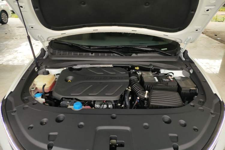 Used CHANGAN Ruicheng PLUS 2023 1.5T DCT Navigation Edition Engine Bay