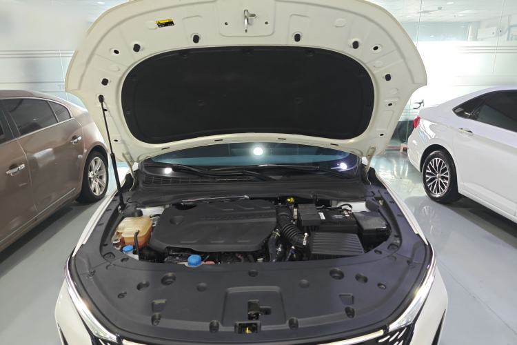 Used CHANGAN Ruicheng PLUS 2023 1.5T DCT Prestige Edition Engine Bay