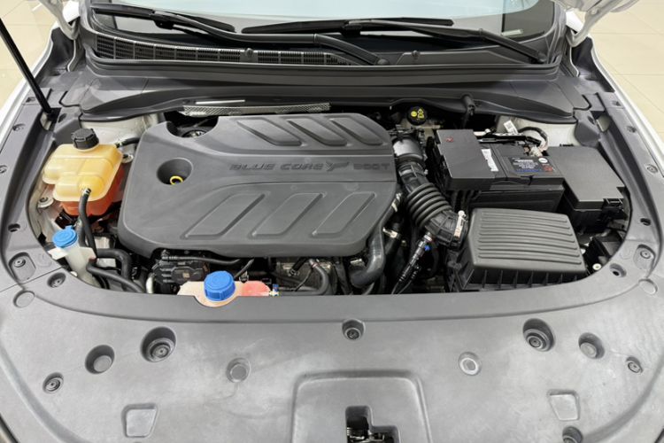 Used CHANGAN Ruicheng PLUS 2023 1.5T DCT Prestige Edition Engine Bay