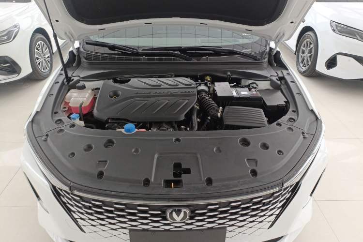Used CHANGAN Ruicheng PLUS 2023 1.5T DCT Navigation Edition Engine Bay