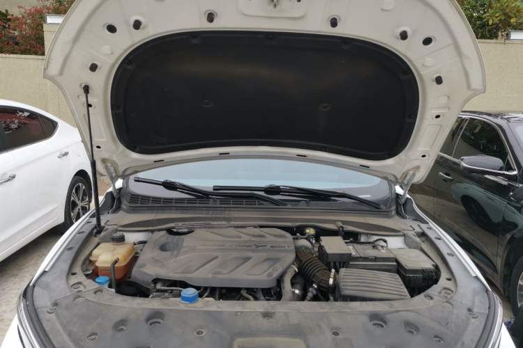Used CHANGAN Ruicheng PLUS 2023 1.5T DCT Prestige Edition Engine Bay