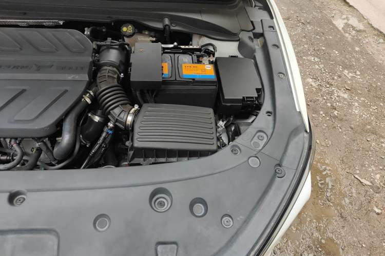 Used CHANGAN Ruicheng PLUS 2023 1.5T DCT Navigation Edition Engine Bay Left