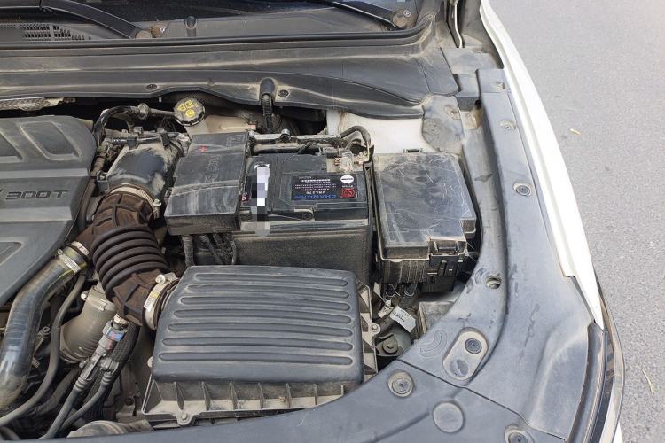 Used CHANGAN Ruicheng PLUS 2023 1.5T DCT Prestige Edition Engine Bay Left
