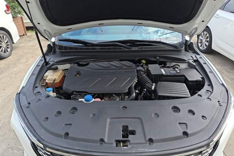 Used CHANGAN Ruicheng PLUS 2023 1.5T DCT Prestige Edition Engine Bay