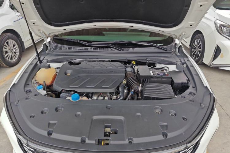 Used CHANGAN Ruicheng PLUS 2023 1.5T DCT Prestige Edition Engine Bay