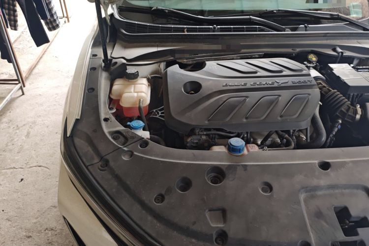 Used CHANGAN Ruicheng PLUS 2023 1.5T DCT Prestige Edition Engine Bay Right