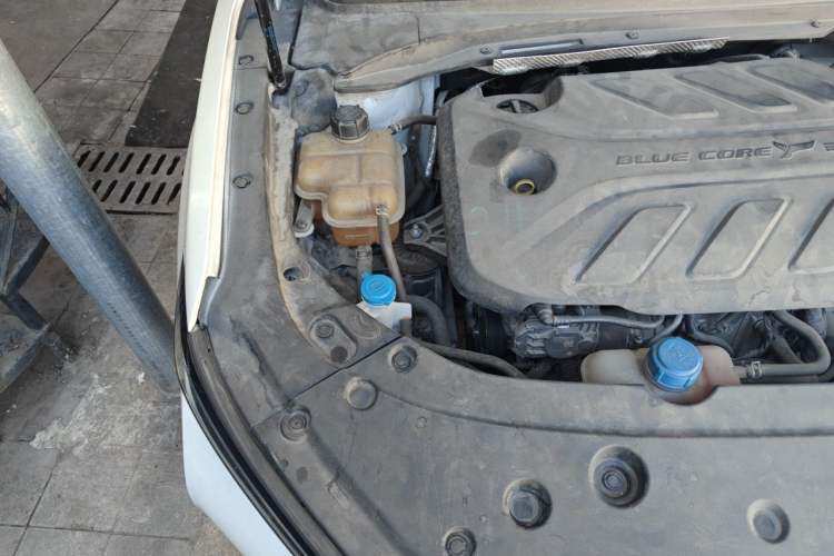 Used CHANGAN Ruicheng PLUS 2023 1.5T DCT Luxury Version Engine Bay Right