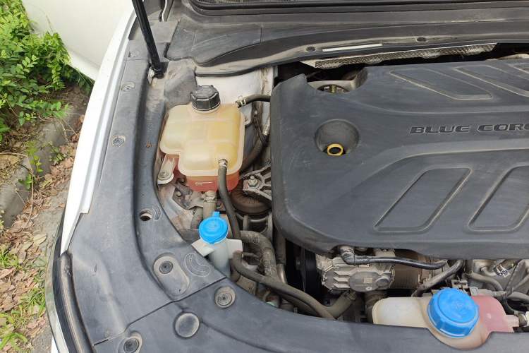 Used CHANGAN Ruicheng PLUS 2023 1.5T DCT Prestige Edition Engine Bay Right