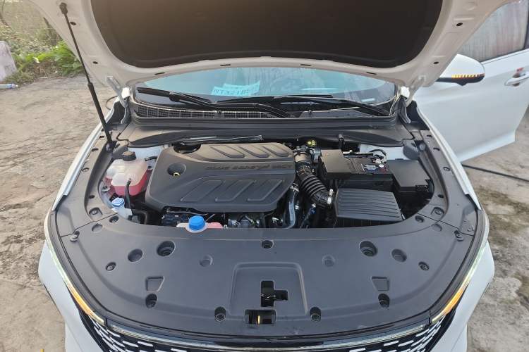 Used CHANGAN Ruicheng PLUS 2023 1.5T DCT Navigation Edition Engine Bay