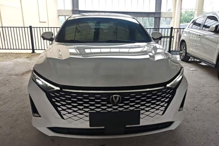 Used CHANGAN Ruicheng PLUS 2023 1.5T DCT Prestige Edition Front
