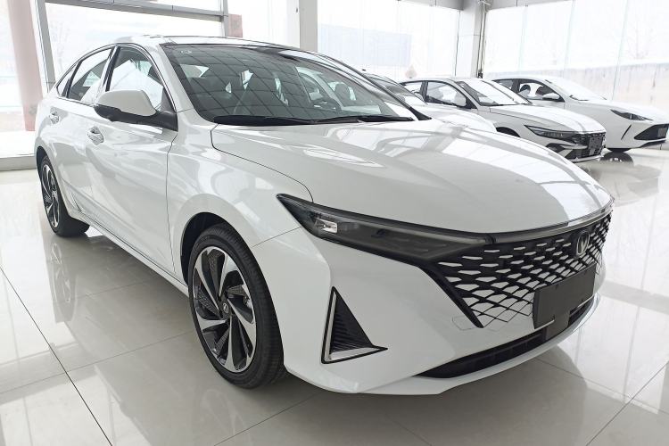 Used CHANGAN Ruicheng PLUS 2023 1.5T DCT Navigation Edition Front Right 45 Deg