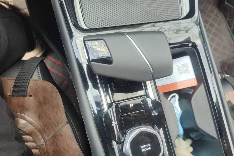 Used CHANGAN Ruicheng PLUS 2023 1.5T DCT Prestige Edition Gear Lever