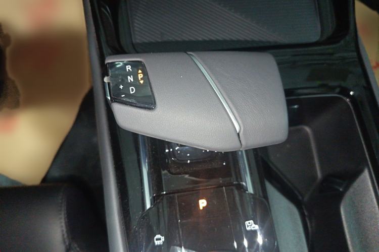 Used CHANGAN Ruicheng PLUS 2023 1.5T DCT Prestige Edition Gear Lever