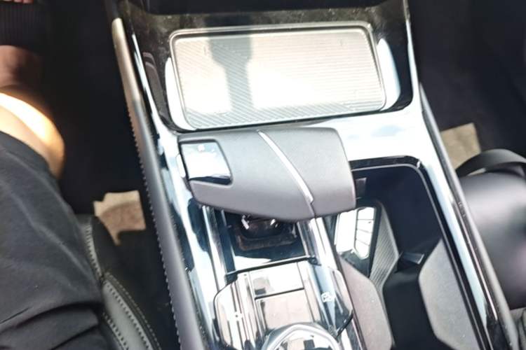 Used CHANGAN Ruicheng PLUS 2023 1.5T DCT Prestige Edition Gear Lever