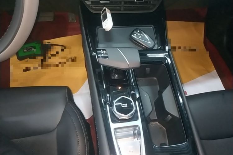 Used CHANGAN Ruicheng PLUS 2023 1.5T DCT Prestige Edition Gear Lever