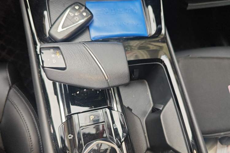 Used CHANGAN Ruicheng PLUS 2023 1.5T DCT Prestige Edition Gear Lever