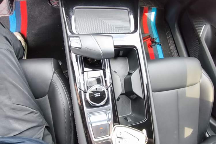 Used CHANGAN Ruicheng PLUS 2023 1.5T DCT Prestige Edition Gear Lever