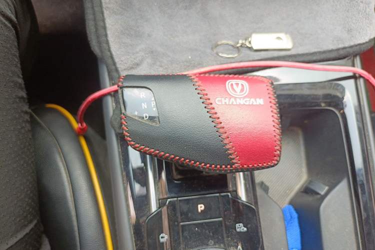 Used CHANGAN Ruicheng PLUS 2023 1.5T DCT Prestige Edition Gear Lever