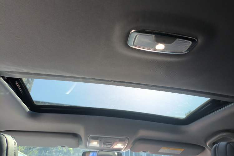 Used CHANGAN Ruicheng PLUS 2023 1.5T DCT Prestige Edition Headliner