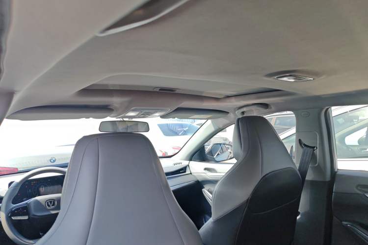Used CHANGAN Ruicheng PLUS 2023 1.5T DCT Prestige Edition Headliner