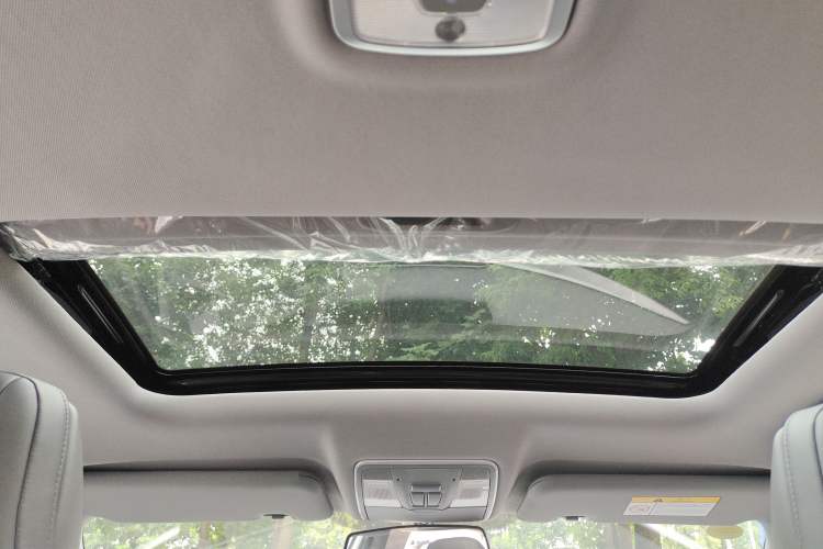 Used CHANGAN Ruicheng PLUS 2023 1.5T DCT Prestige Edition Headliner