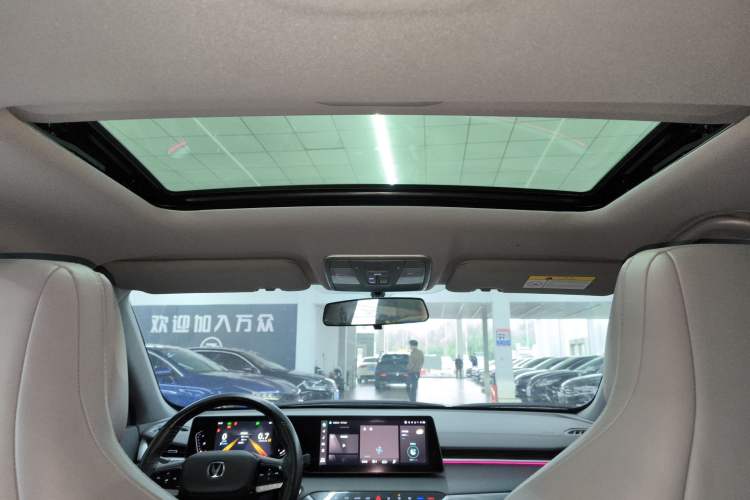 Used CHANGAN Ruicheng PLUS 2023 1.5T DCT Prestige Edition Headliner