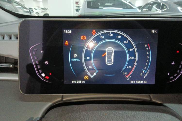 Used CHANGAN Ruicheng PLUS 2023 1.5T DCT Prestige Edition Instrument Cluster