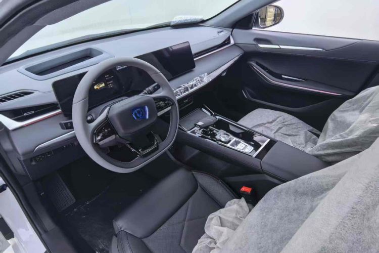 Used CHANGAN Ruicheng PLUS 2023 1.5T DCT Navigation Edition Interior 12