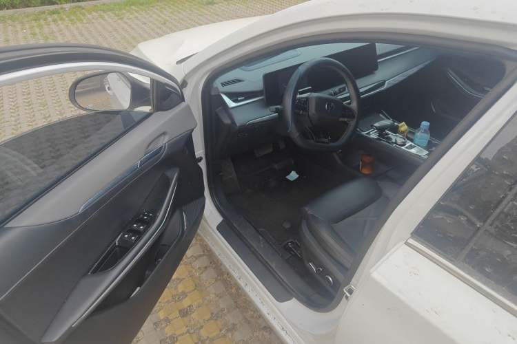 Used CHANGAN Ruicheng PLUS 2023 1.5T DCT Flagship Edition Interior 3