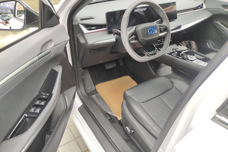 Used CHANGAN Ruicheng PLUS 2023 1.5T DCT Prestige Edition Interior 3