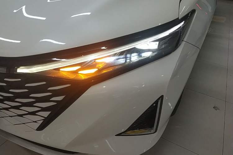 Used CHANGAN Ruicheng PLUS 2023 1.5T DCT Prestige Edition Left Front Headlight