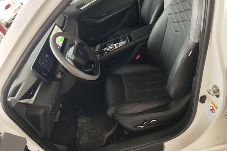 Used CHANGAN Ruicheng PLUS 2023 1.5T DCT Navigation Edition Left Front Seat