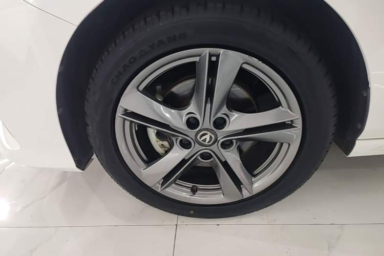 Used CHANGAN Ruicheng PLUS 2023 1.5T DCT Prestige Edition Left Front Wheel Hub