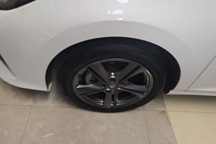 Used CHANGAN Ruicheng PLUS 2023 1.5T DCT Prestige Edition Left Front Wheel Hub