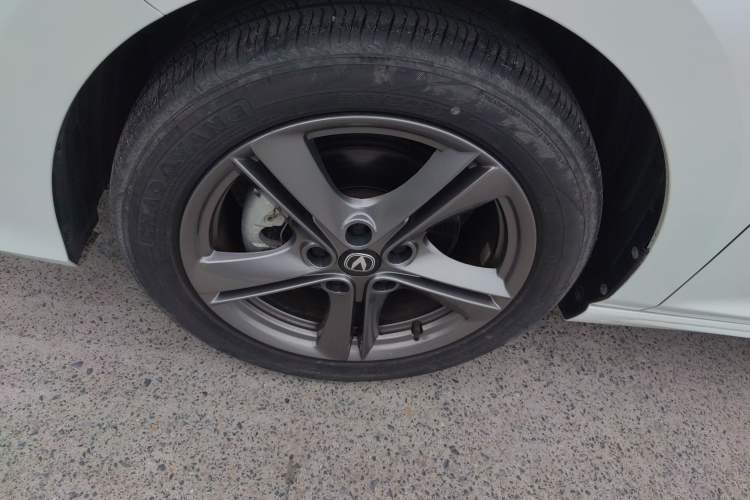 Used CHANGAN Ruicheng PLUS 2023 1.5T DCT Prestige Edition Left Front Wheel Hub