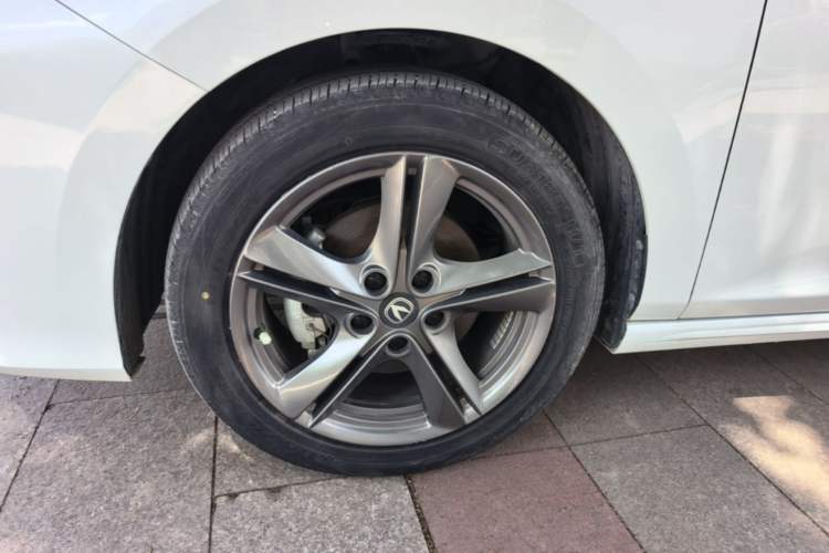 Used CHANGAN Ruicheng PLUS 2023 1.5T DCT Prestige Edition Left Front Wheel Hub