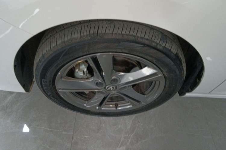 Used CHANGAN Ruicheng PLUS 2023 1.5T DCT Prestige Edition Left Front Wheel Hub